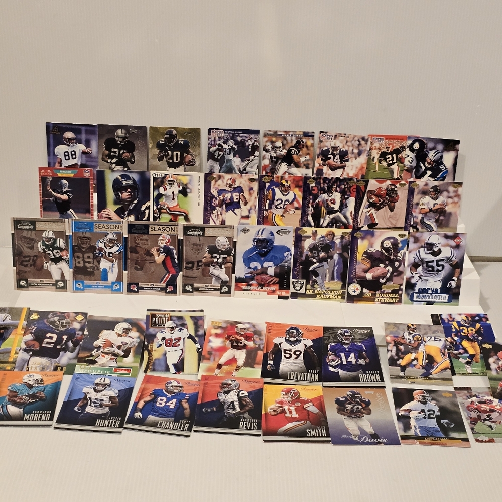 NFL Football Card Collection Set - Picture 2 of 16